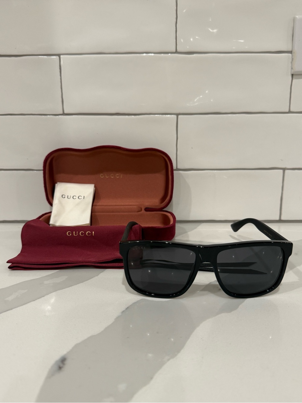 Gucci GG0010S 001 Black Sunglasses 58mm w/ Case